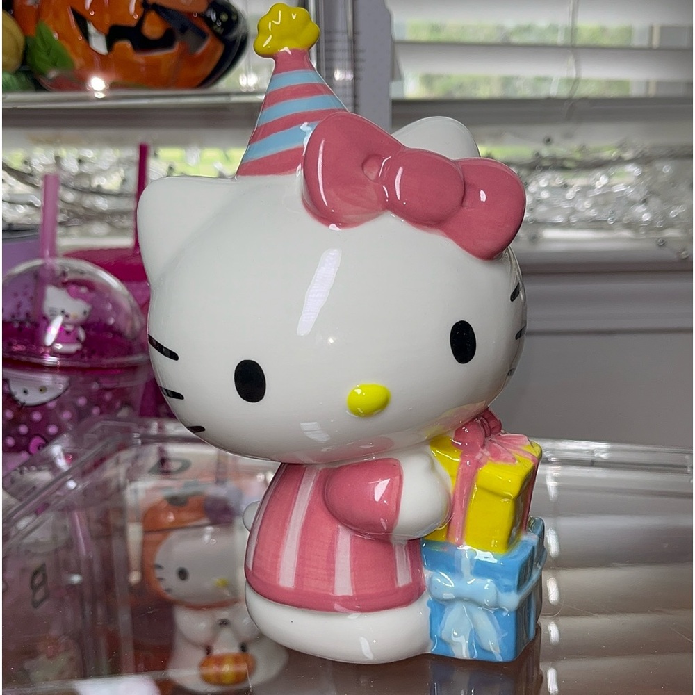 🎁✨HELLO KITTY BIRTHDAY ✨🎁